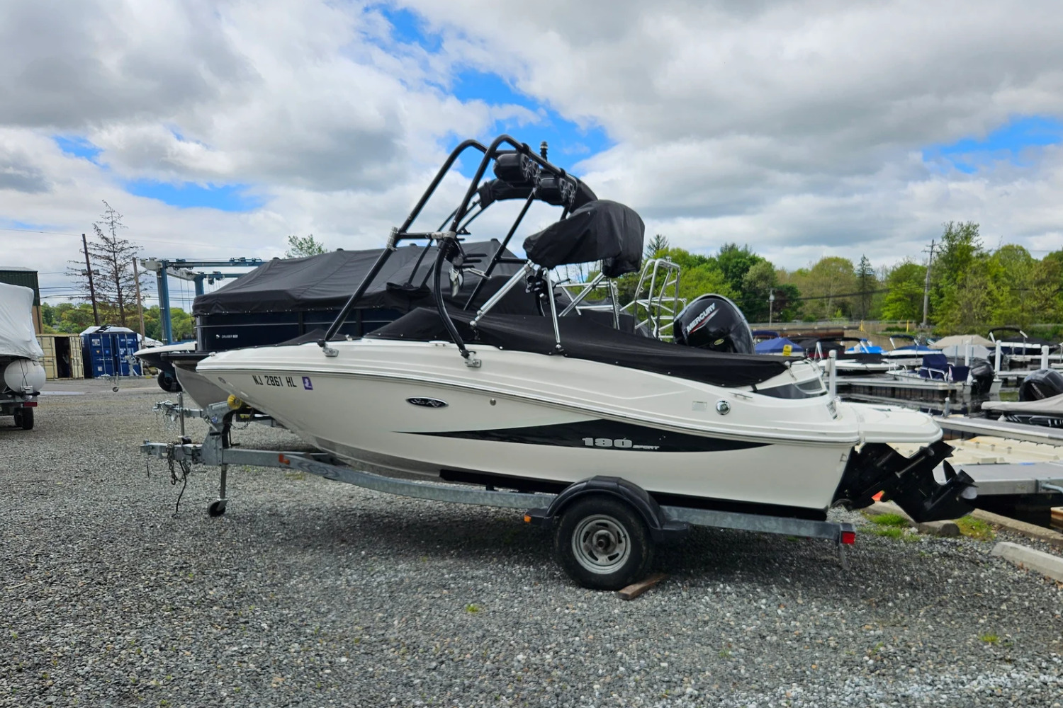 2013 Sea Ray 190 SPORT 205 in jefferson NJ