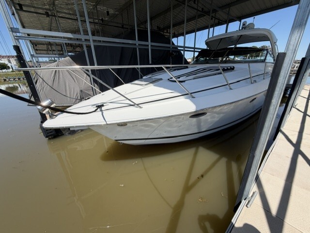 2009 Formula 37 PC in monkey island OK