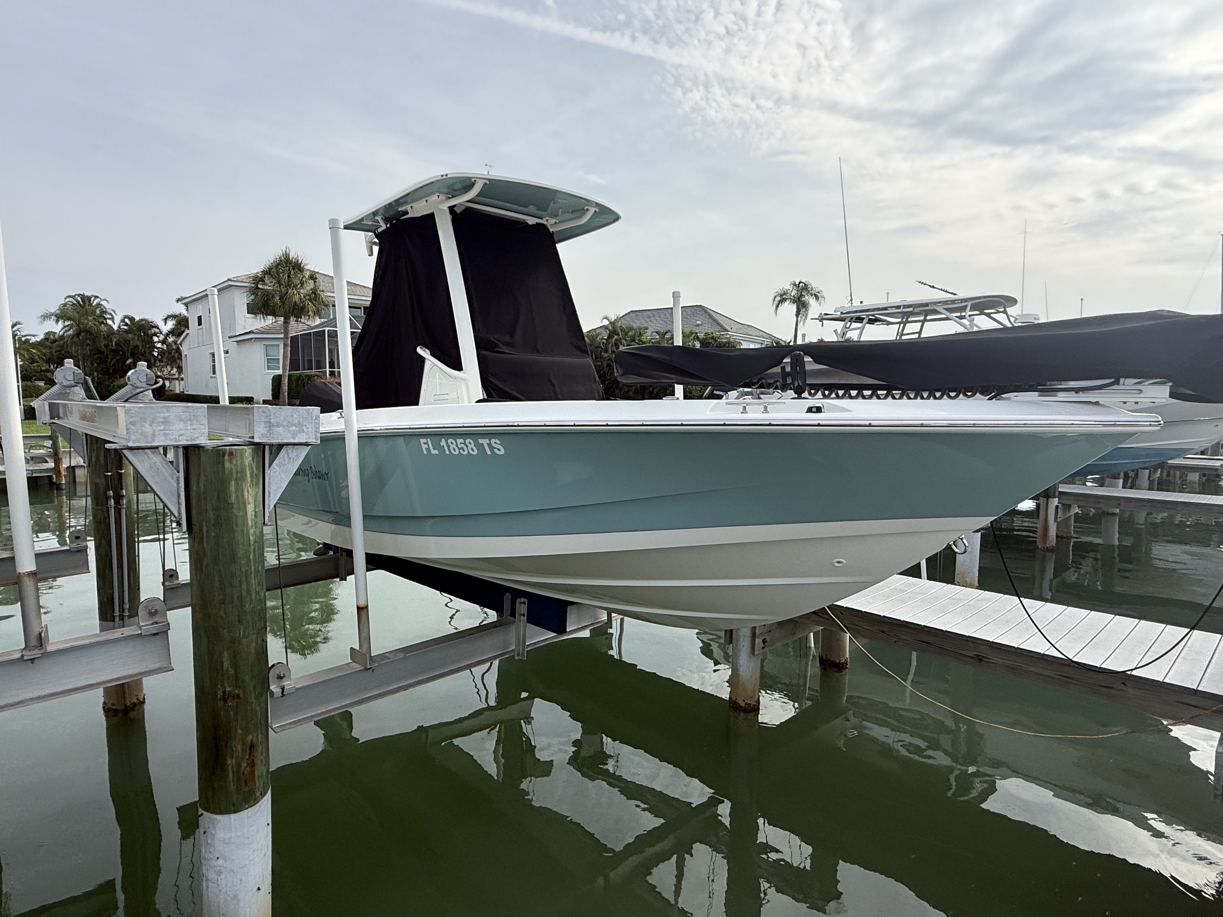 2024 Boston Whaler 22 DAUNTLESS 280 in sarasota FL
