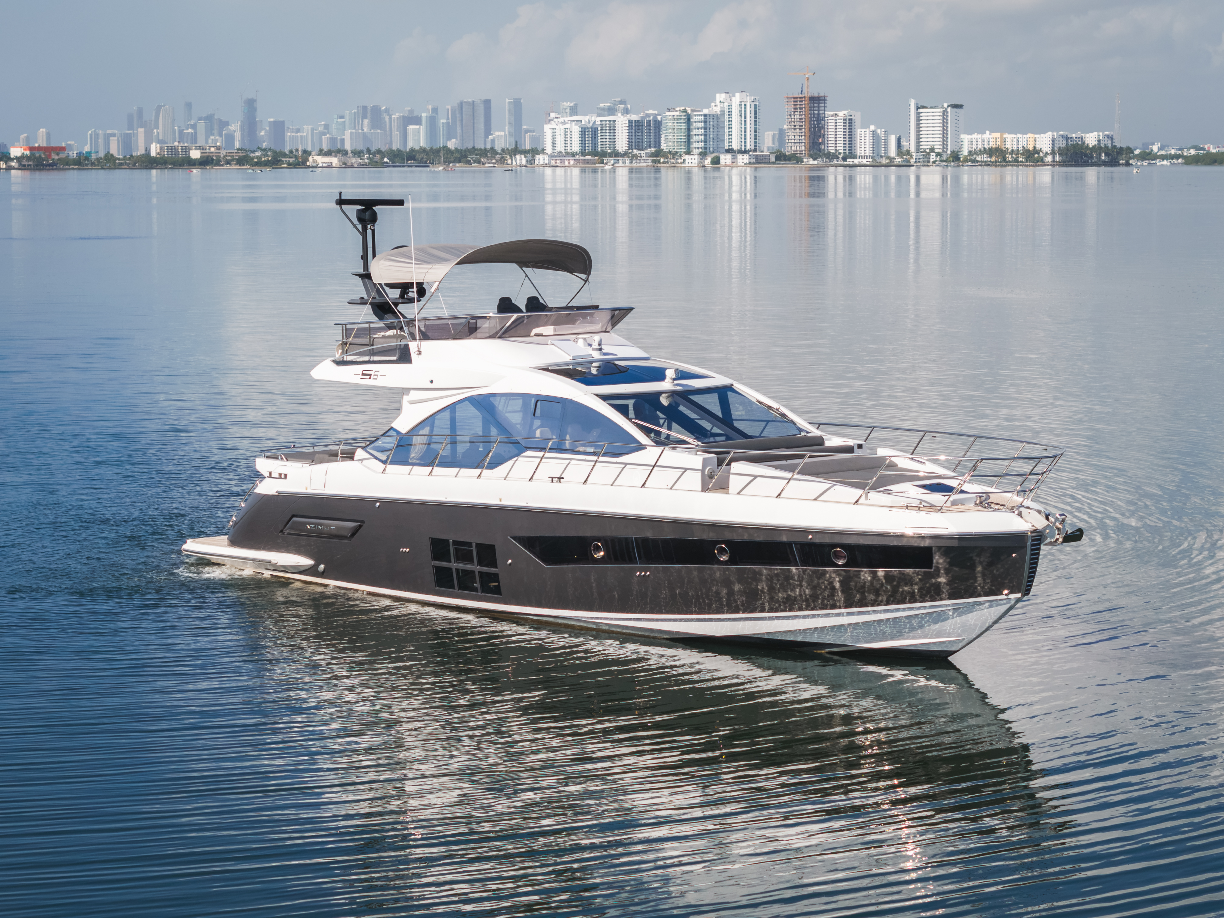 2021 Azimut S6 SPORTFLY in pompano beach FL