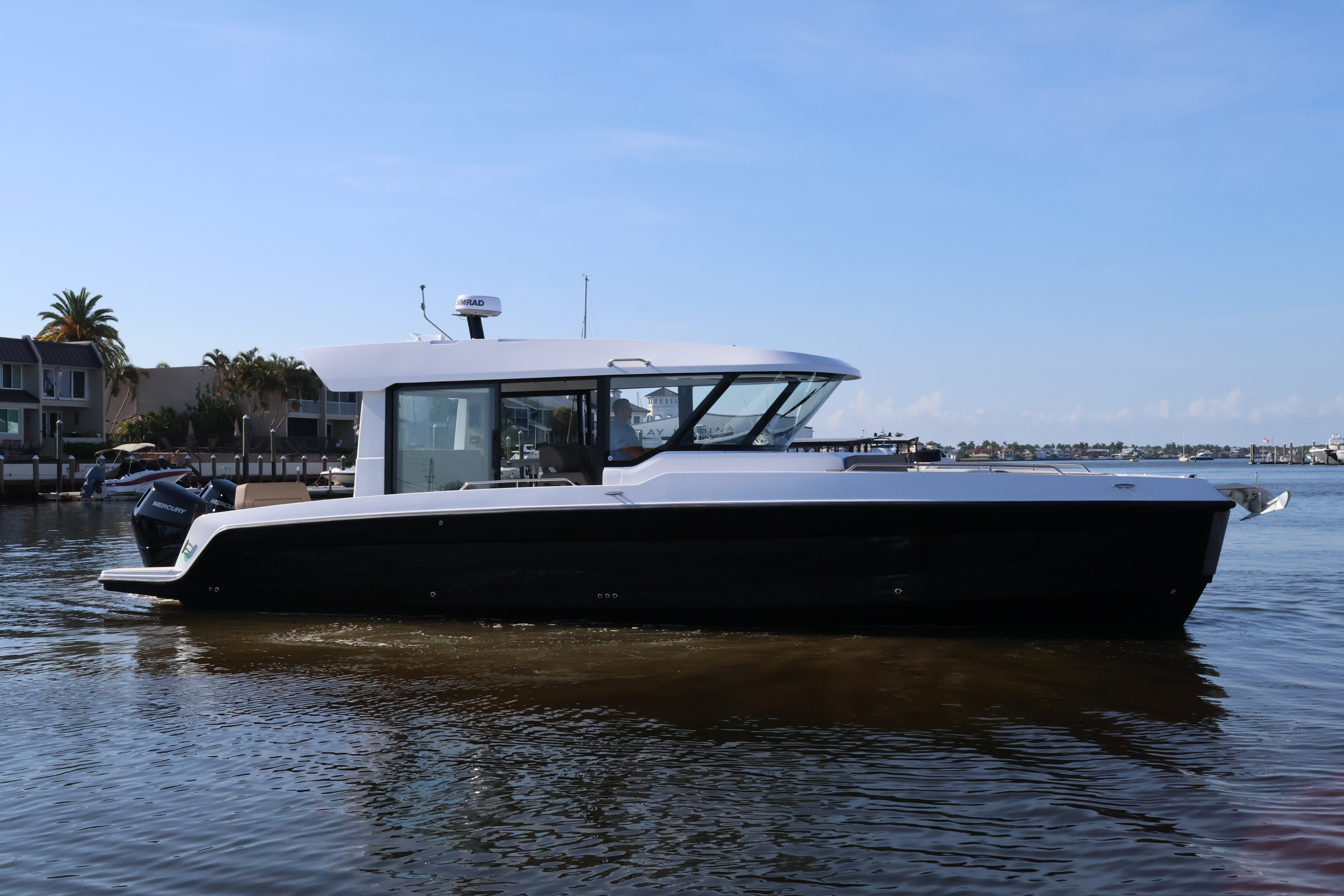 2026 Cruisers Yachts 38 VTR EC in naples FL