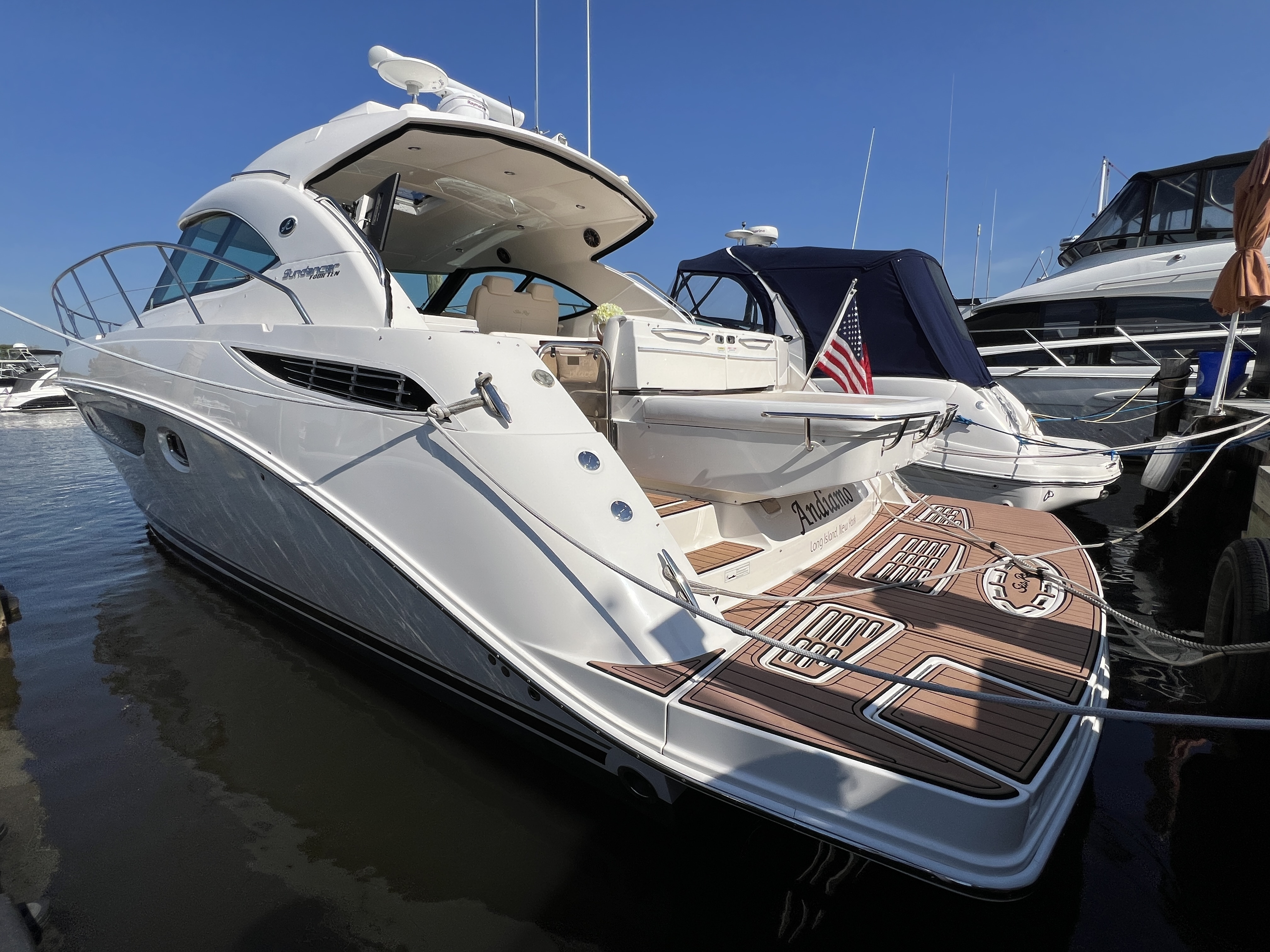 2015 Sea Ray 410 Sundancer in washington CT