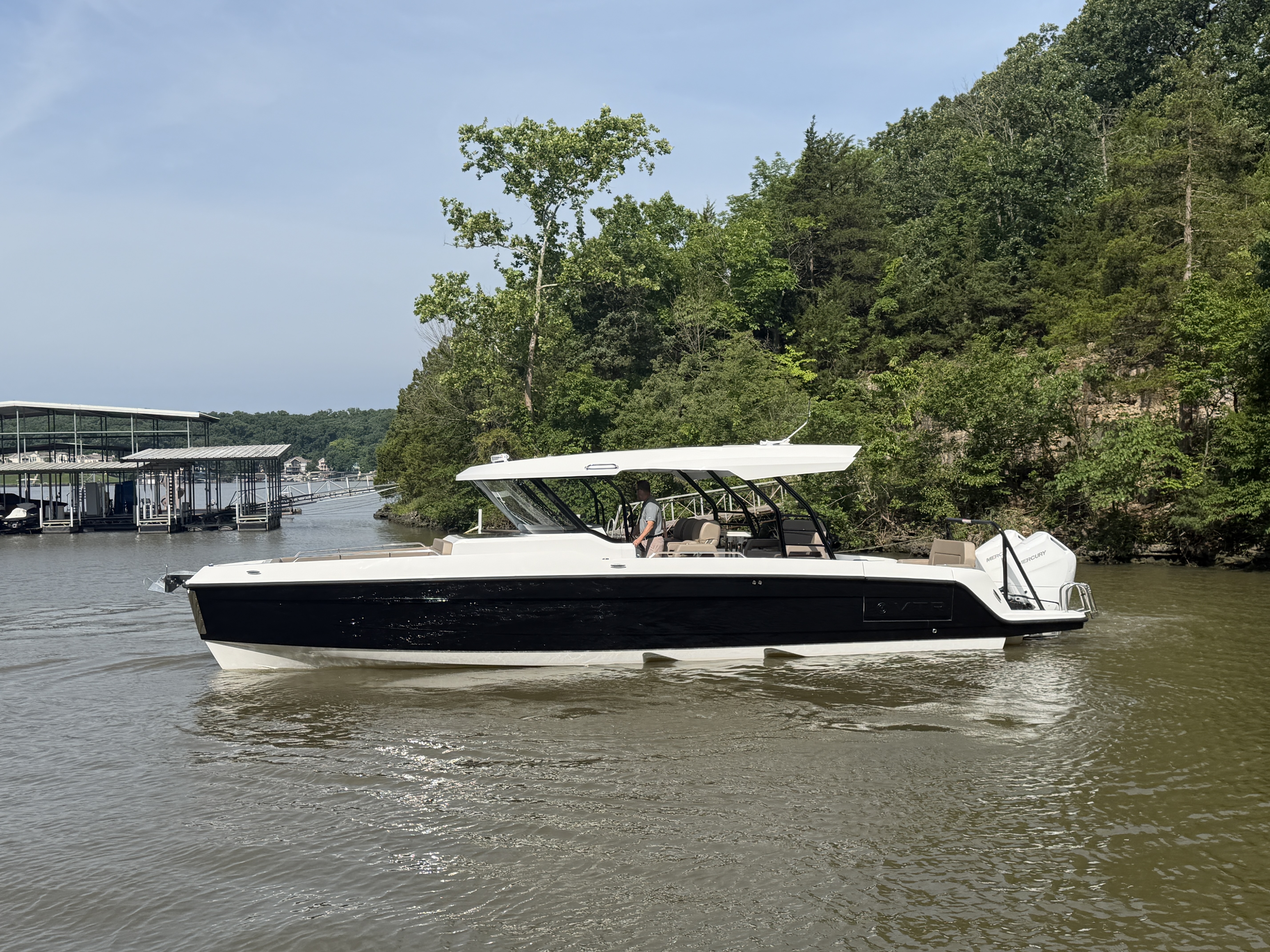 2026 Cruisers Yachts 38 VTR in lake ozark MO