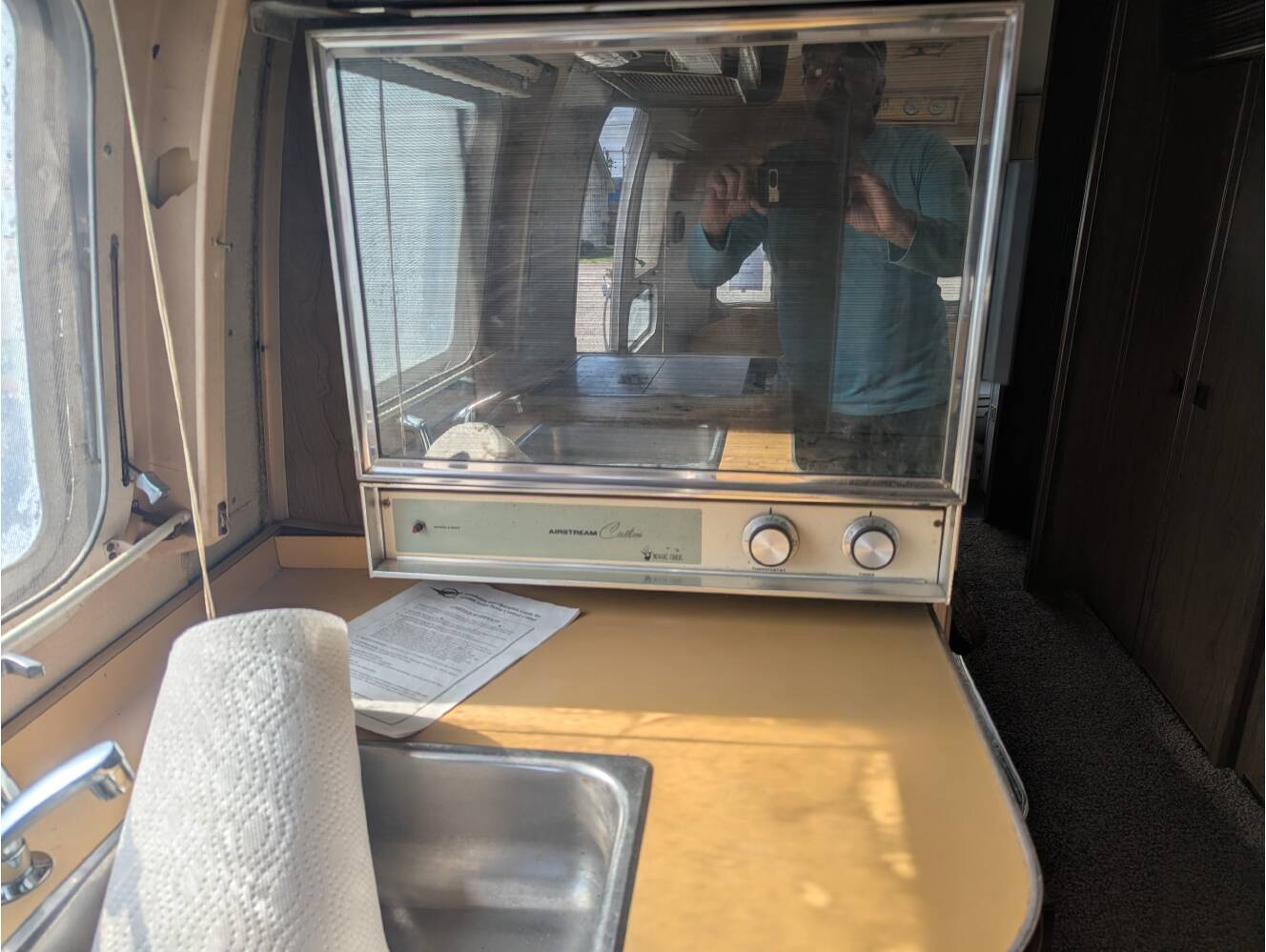 A photo of this 1972 Airstream INTERNATIONAL LAND YACHT SERIES SOVEREIGN
