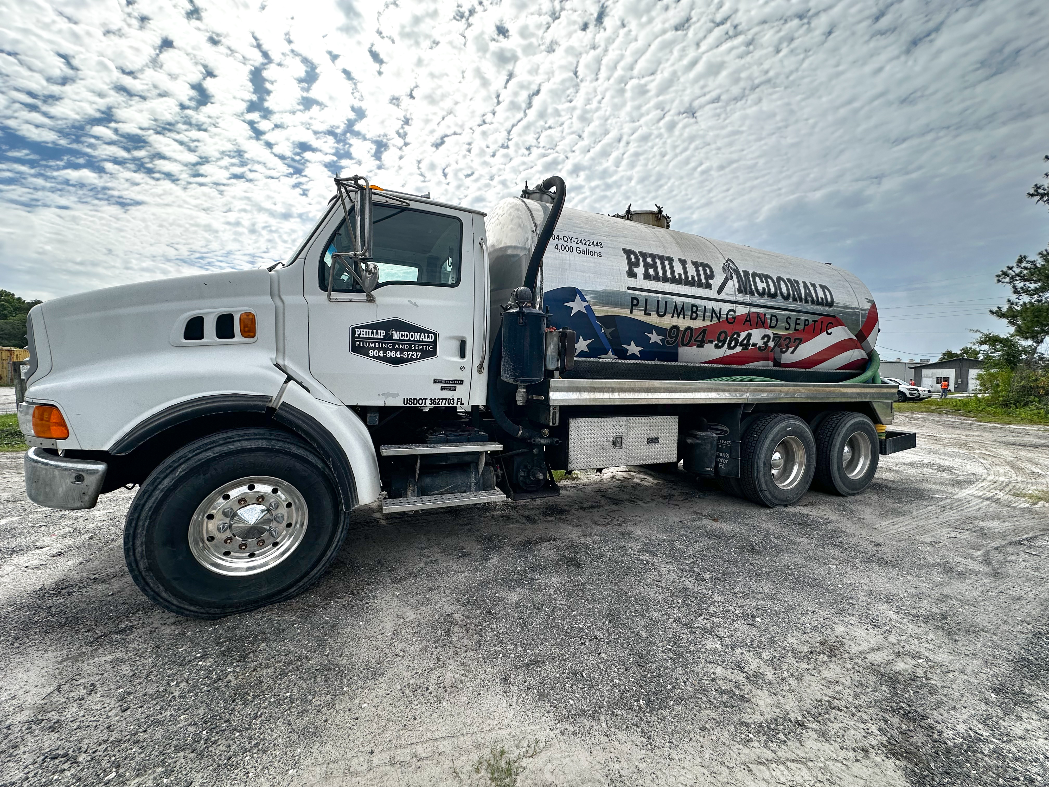 2006 STERLING LT9500 in Brooker, FL