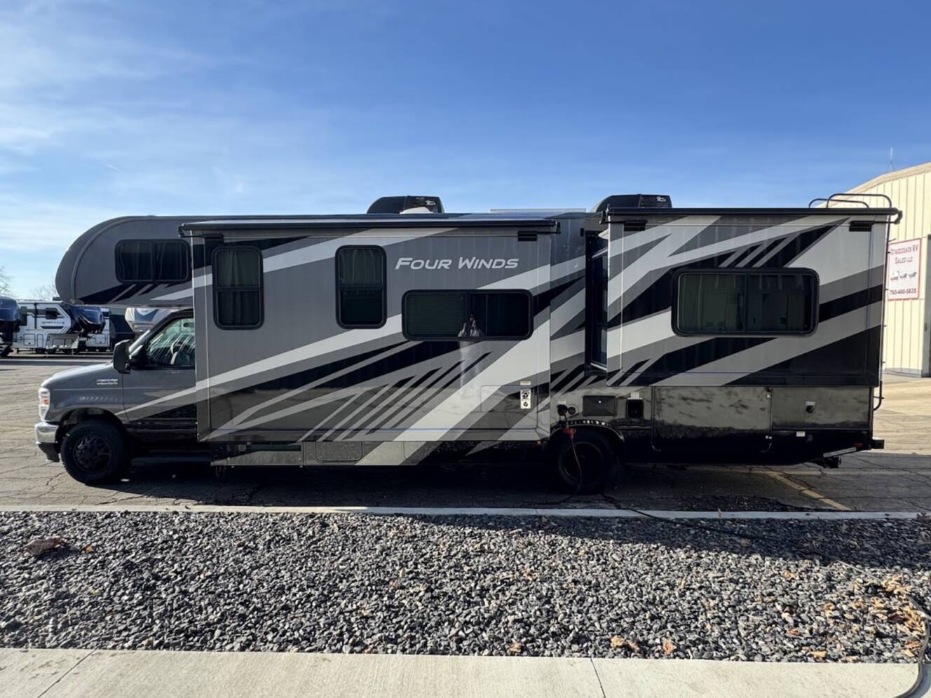 A photo of this 2026 Thor Motor Coach FOUR WINDS 29K