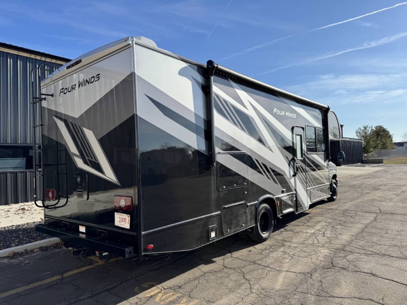 A photo of this 2026 Thor Motor Coach FOUR WINDS 29K