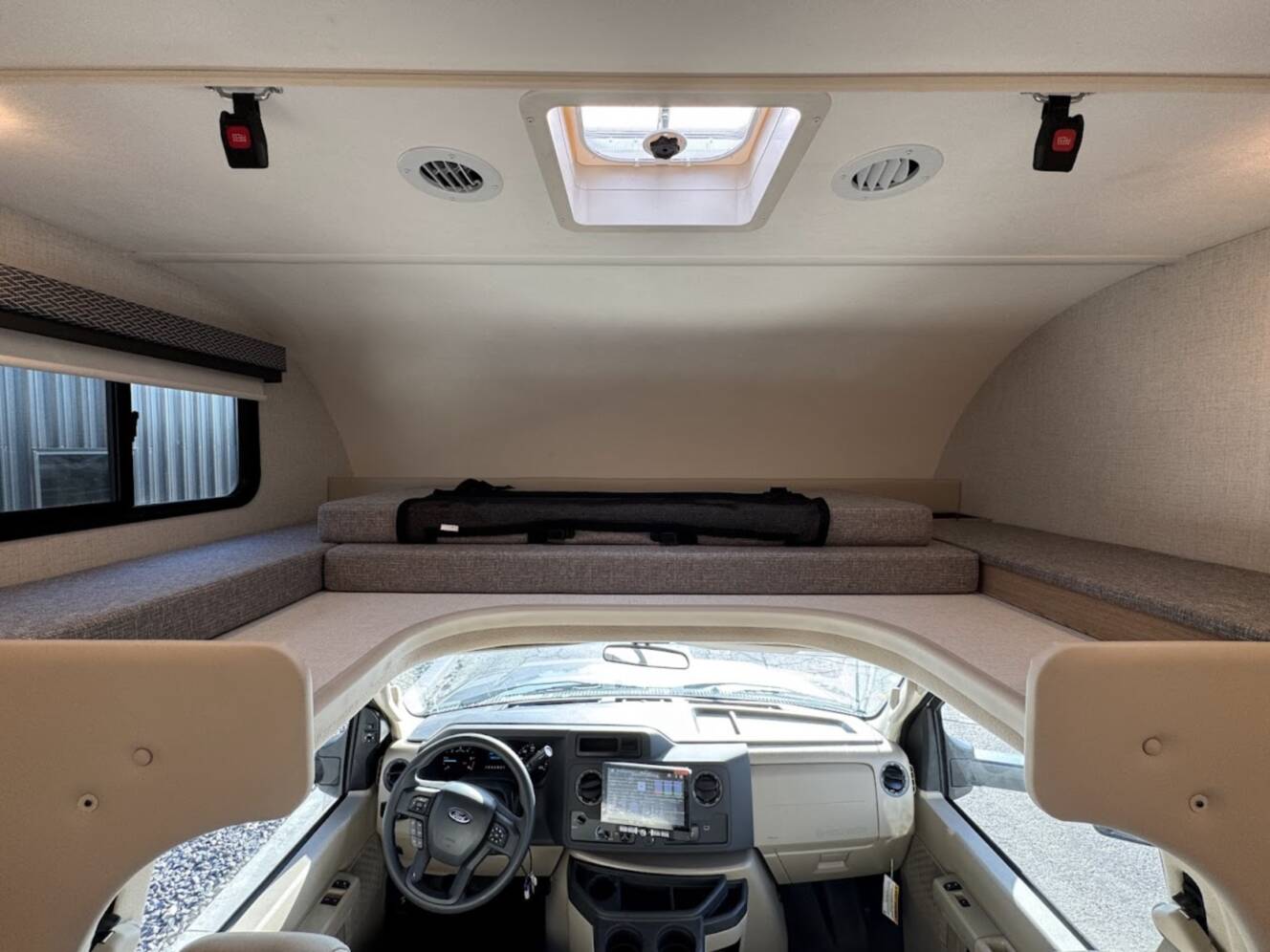A photo of this 2026 Thor Motor Coach FOUR WINDS 29K