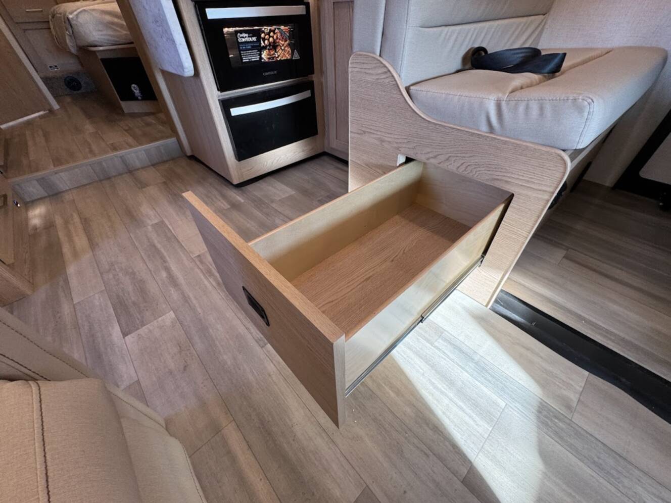 A photo of this 2026 Thor Motor Coach FOUR WINDS 29K