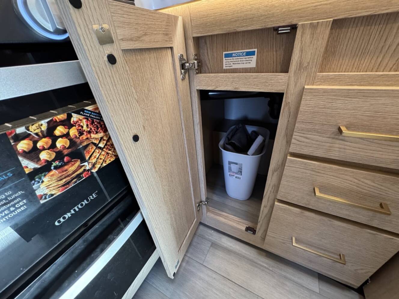 A photo of this 2026 Thor Motor Coach FOUR WINDS 29K