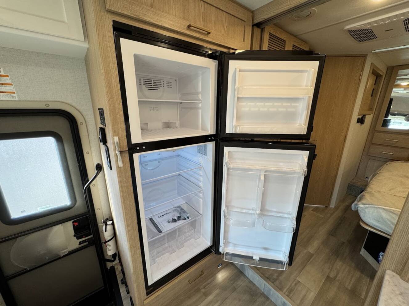 A photo of this 2026 Thor Motor Coach FOUR WINDS 29K