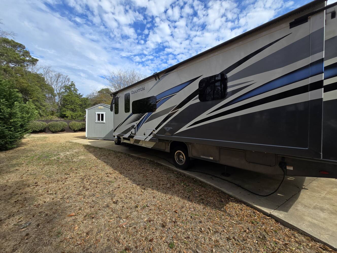 A photo of this 2023 Thor Motor Coach QUANTUM WS31