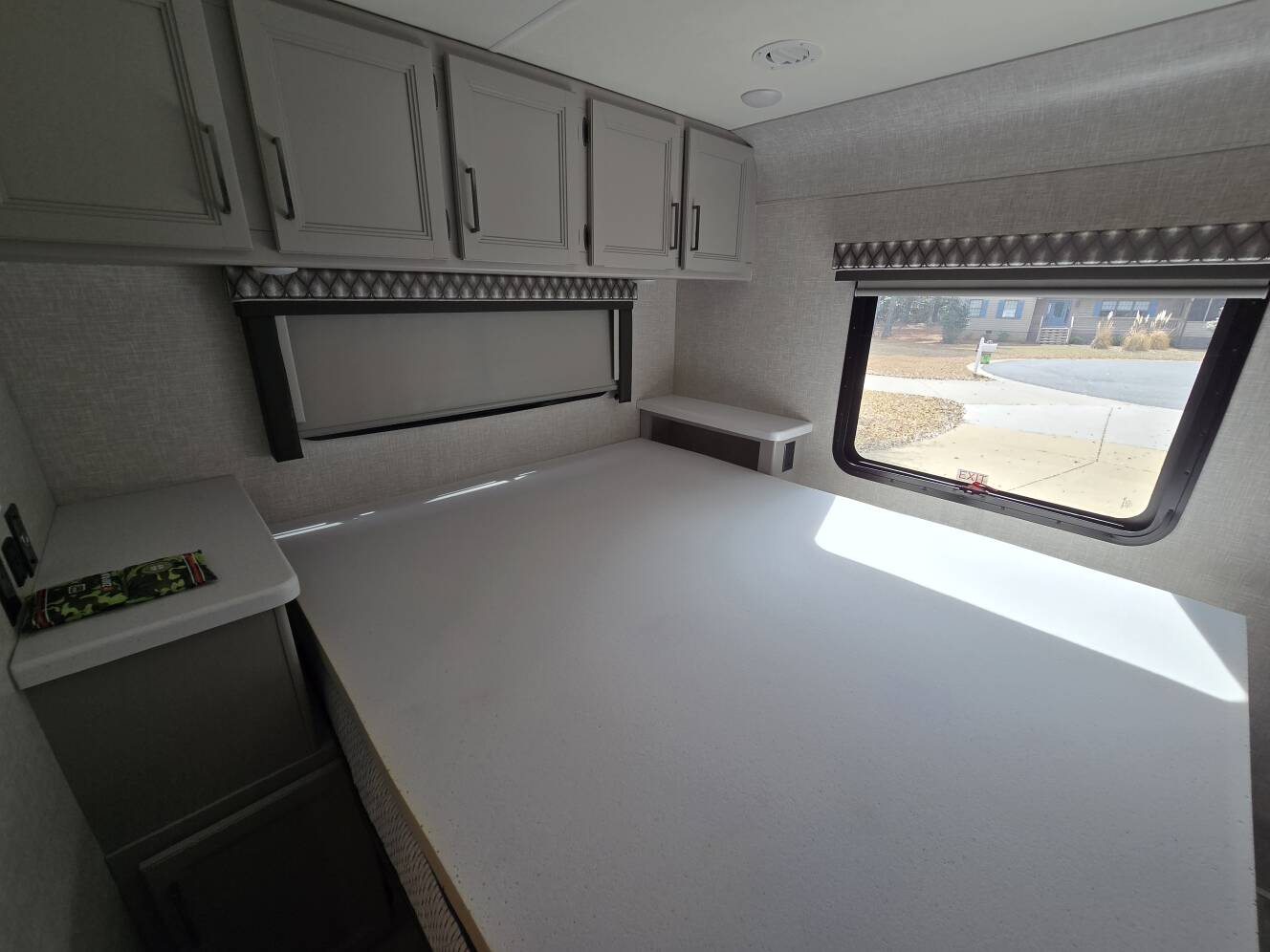 A photo of this 2023 Thor Motor Coach QUANTUM WS31