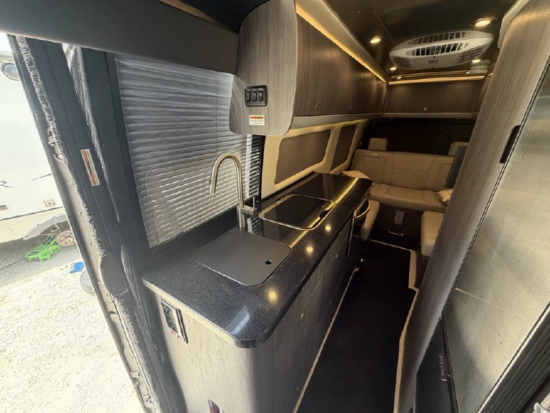 2023 AIRSTREAM INTERSTATE 24GT