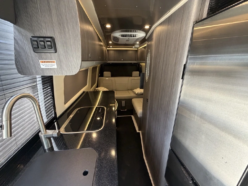 2023 AIRSTREAM INTERSTATE 24GT