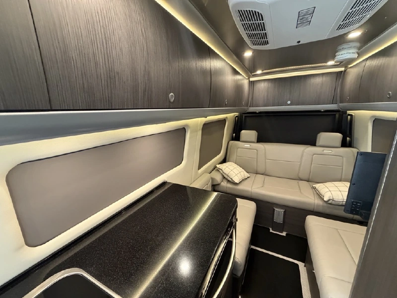 2023 AIRSTREAM INTERSTATE 24GT