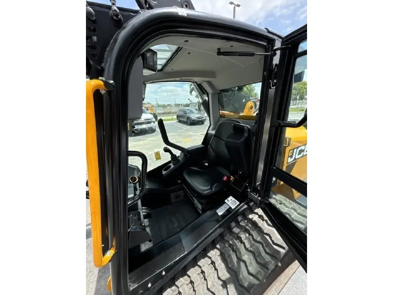 2026 JCB 270T