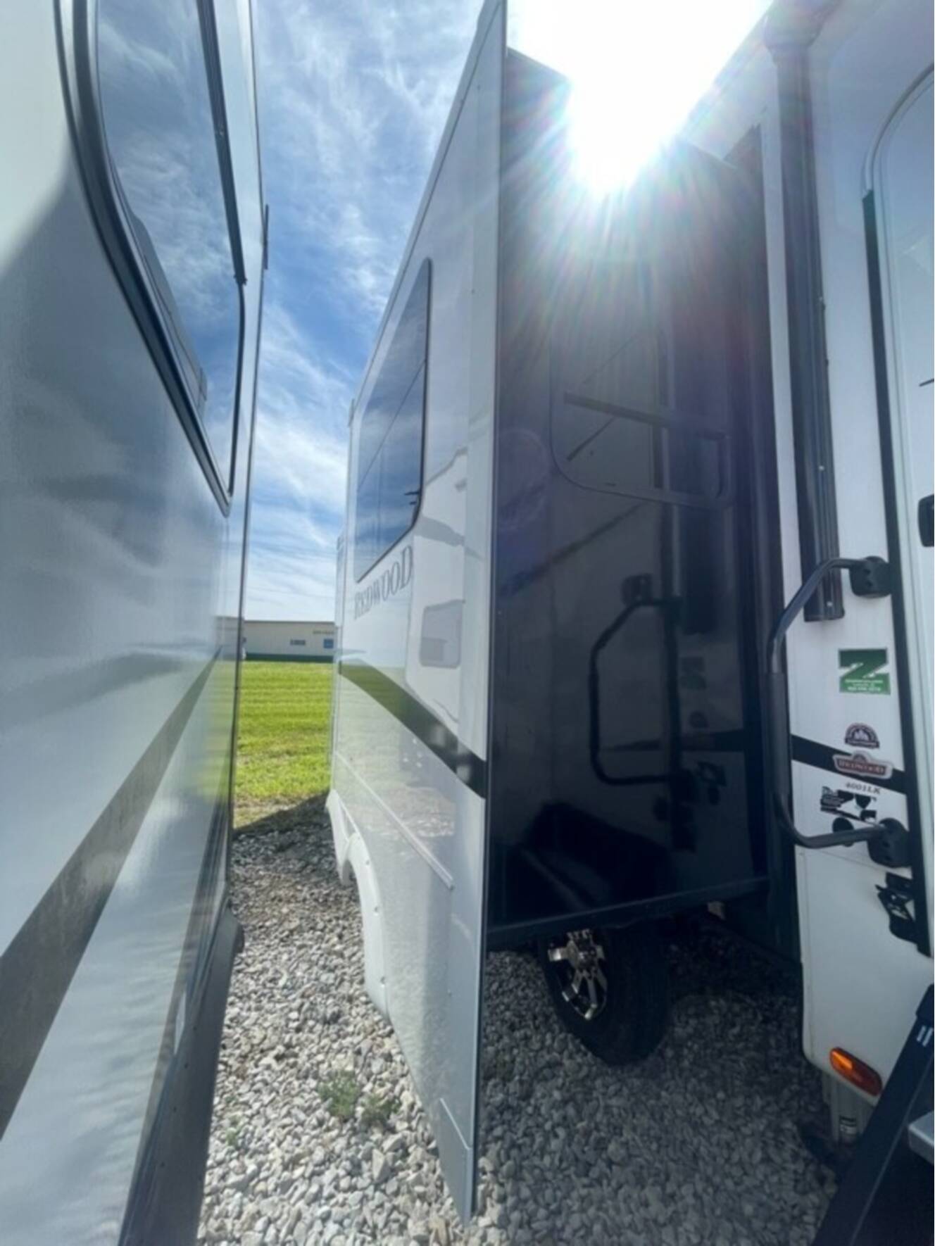 A photo of this 2021 Redwood REDWOOD 4001LK