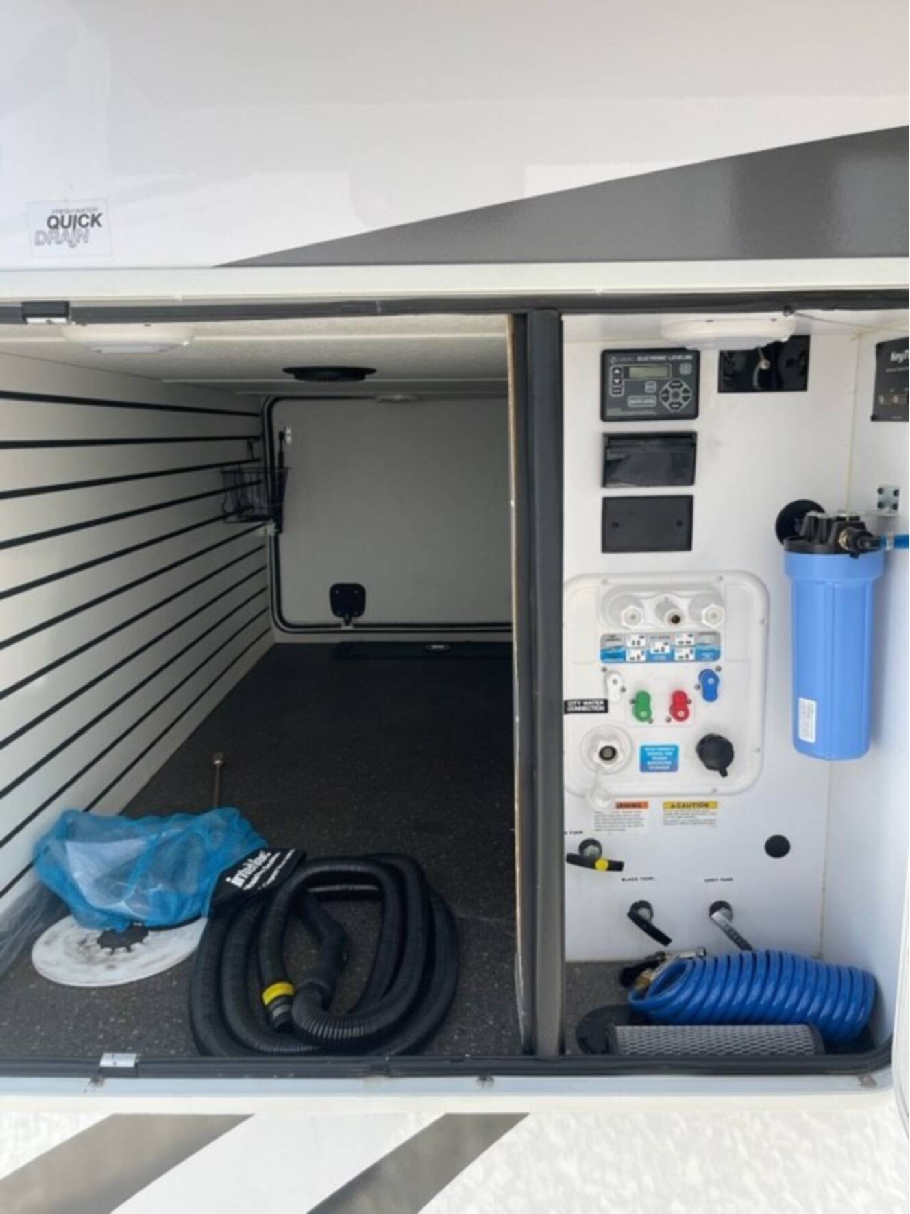 A photo of this 2021 Redwood REDWOOD 4001LK