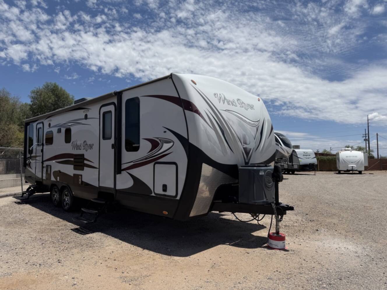 A photo of this 2016 Windriver 250RDSW