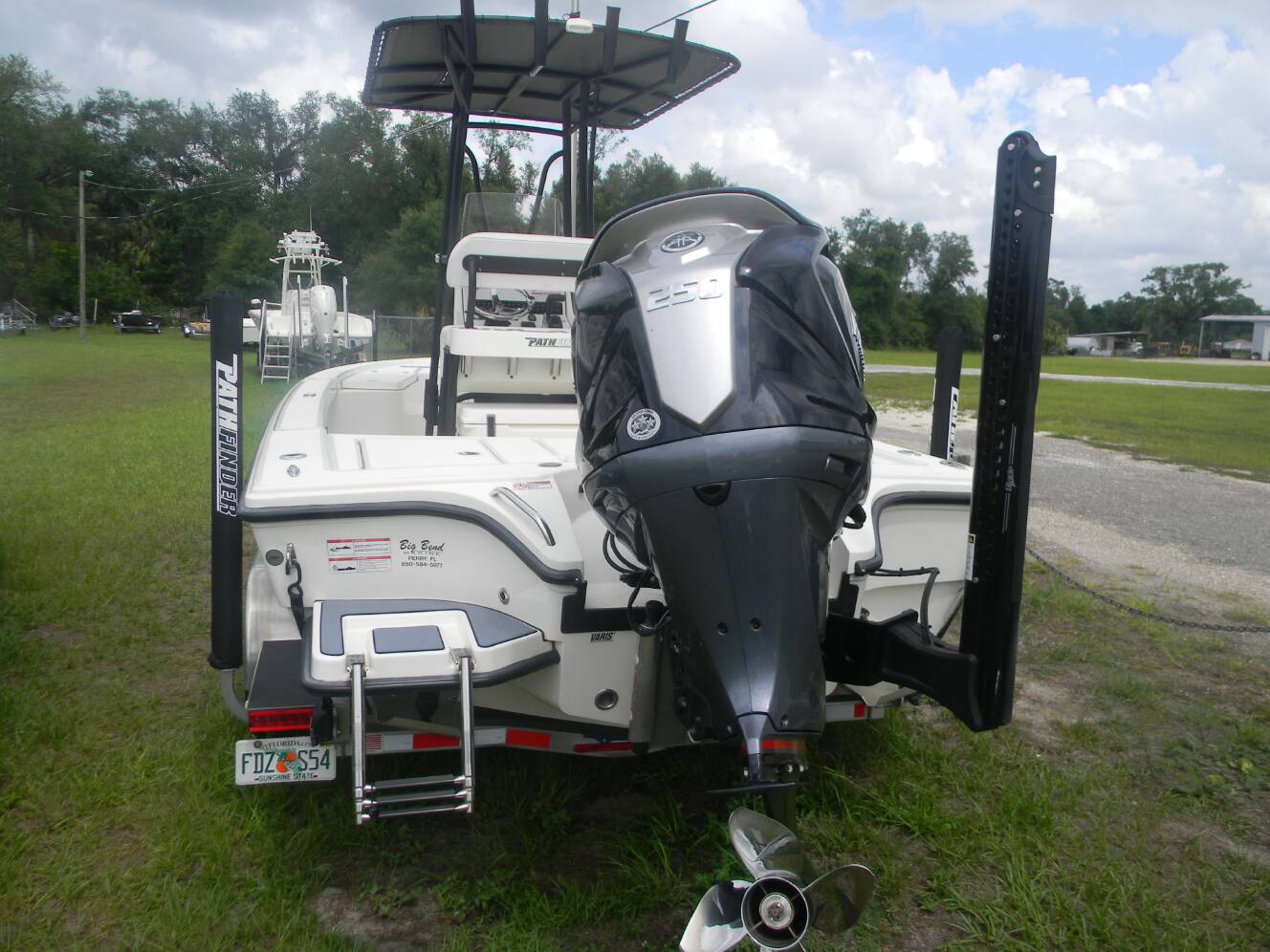 A photo of this 2025 Pathfinder 2300 HPS