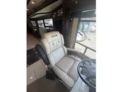 2016 WINNEBAGO GRAND TOUR 42QL