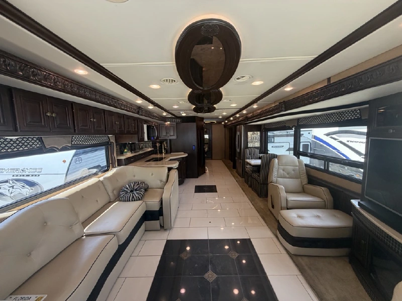 2016 WINNEBAGO GRAND TOUR 42QL