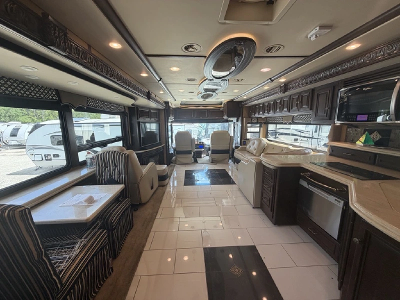 2016 WINNEBAGO GRAND TOUR 42QL