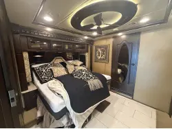 2016 WINNEBAGO GRAND TOUR 42QL