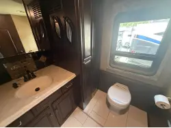 2016 WINNEBAGO GRAND TOUR 42QL