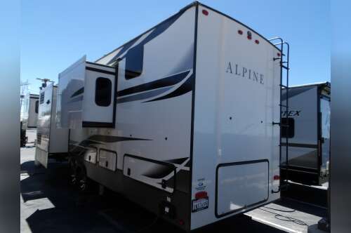 2021 Keystone ALPINE 3700FL in hesperia CA
