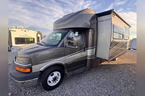 2012 Coachmen Concord 301SS in lake havasu city AZ