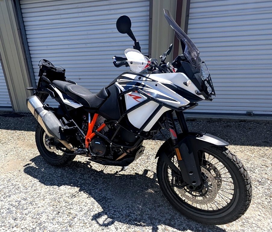 2018 KTM 1090 ADVENTURE R in oakhurst CA