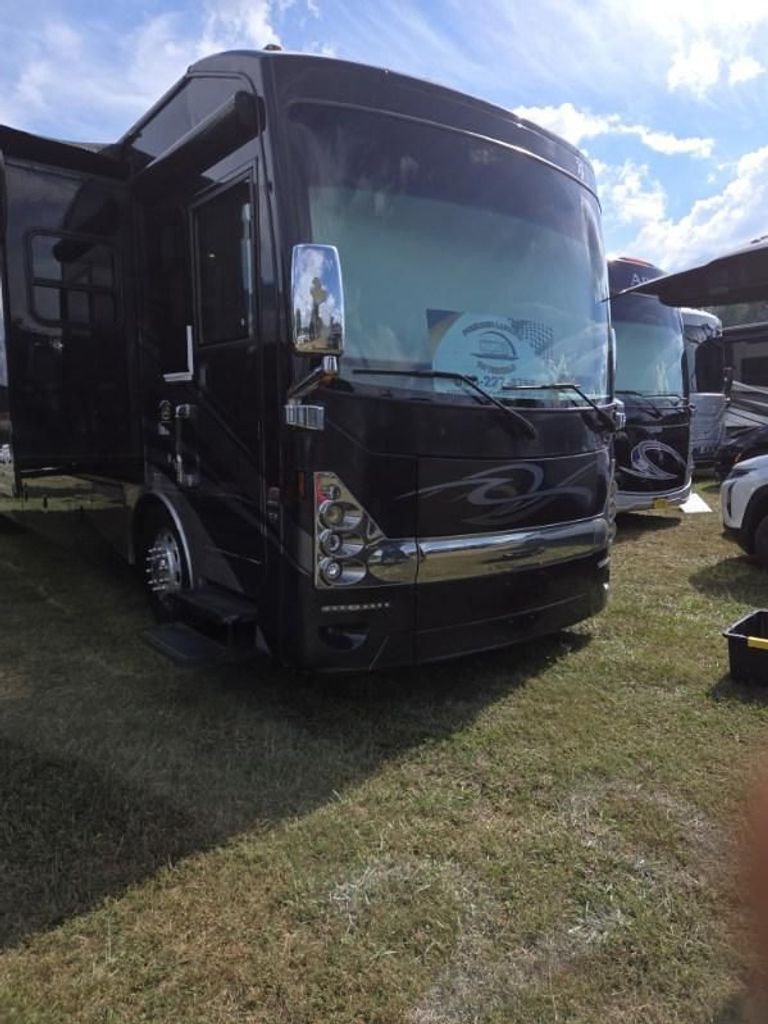 2016 Thor Motor Coach Tuscany 44MT in green brook township NJ