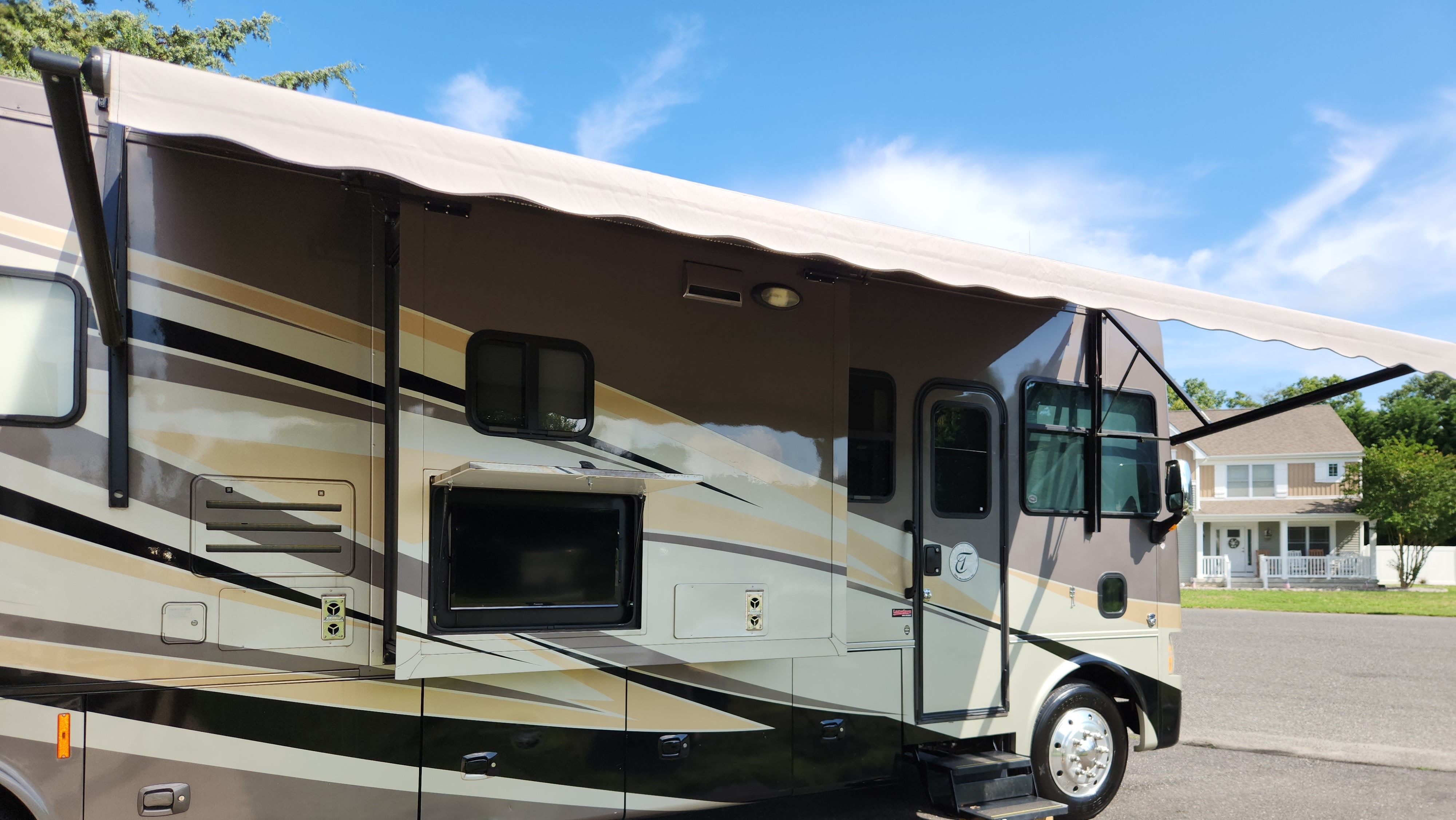 2014 Tiffin Motorhomes ALLEGRO OPEN ROAD 34TGA in tucson AZ