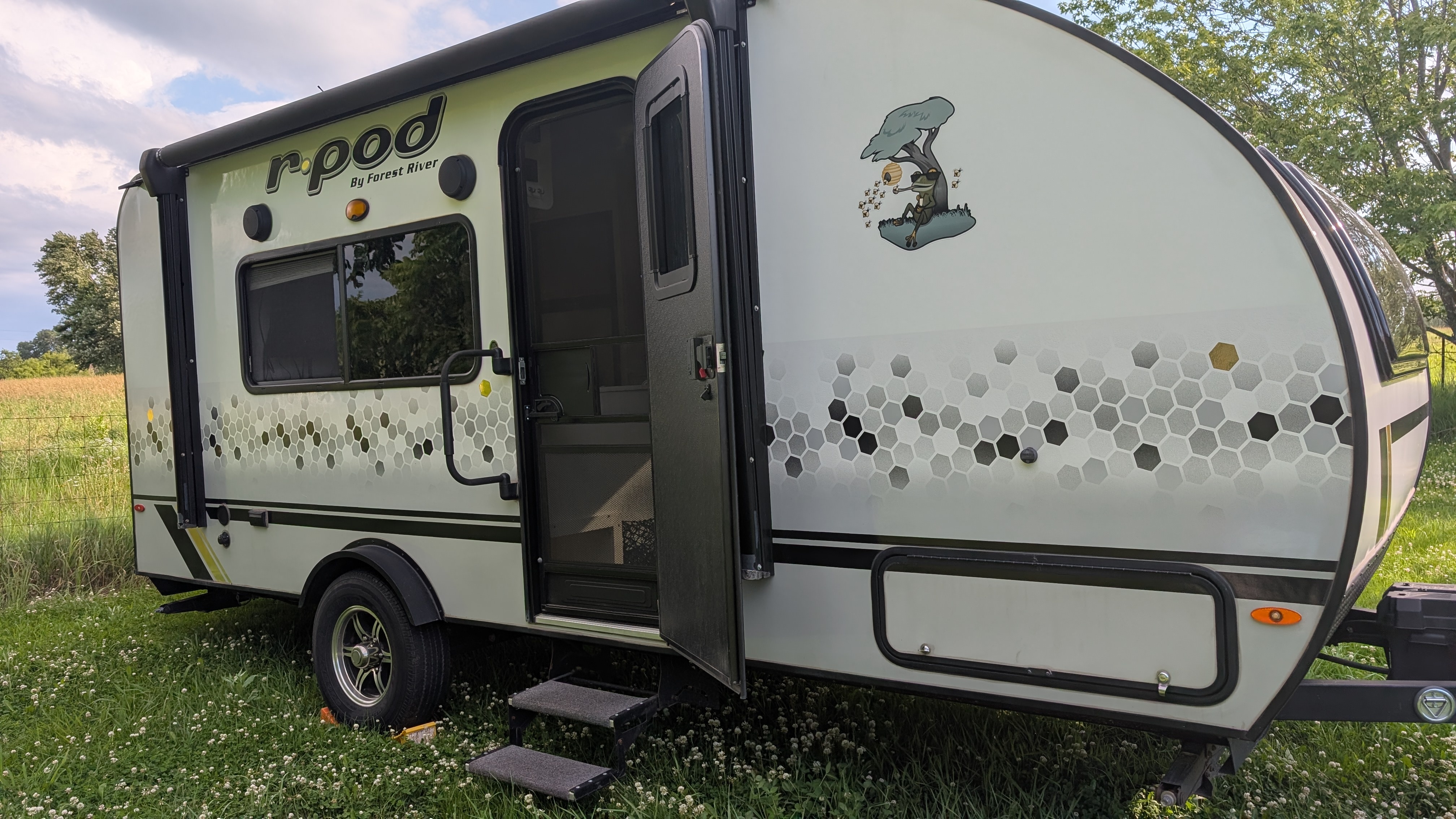 2022 Forest River R-POD 192 in gardner KS