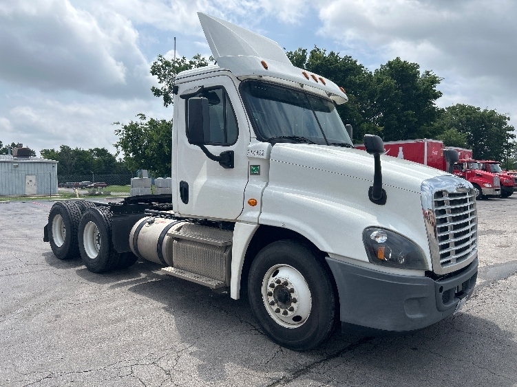 2019 FREIGHTLINER CASCADIA 125 in Tulsa, OK