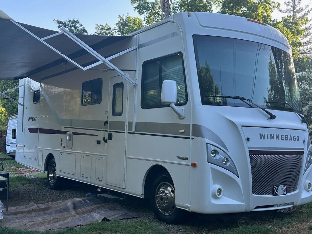 2018 Winnebago Intent 30R in north highlands CA