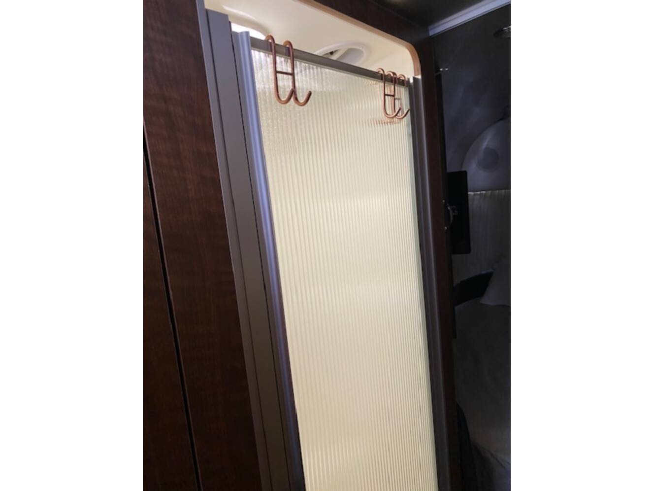 A photo of this 2021 Airstream GLOBETROTTER 27FB TWIN