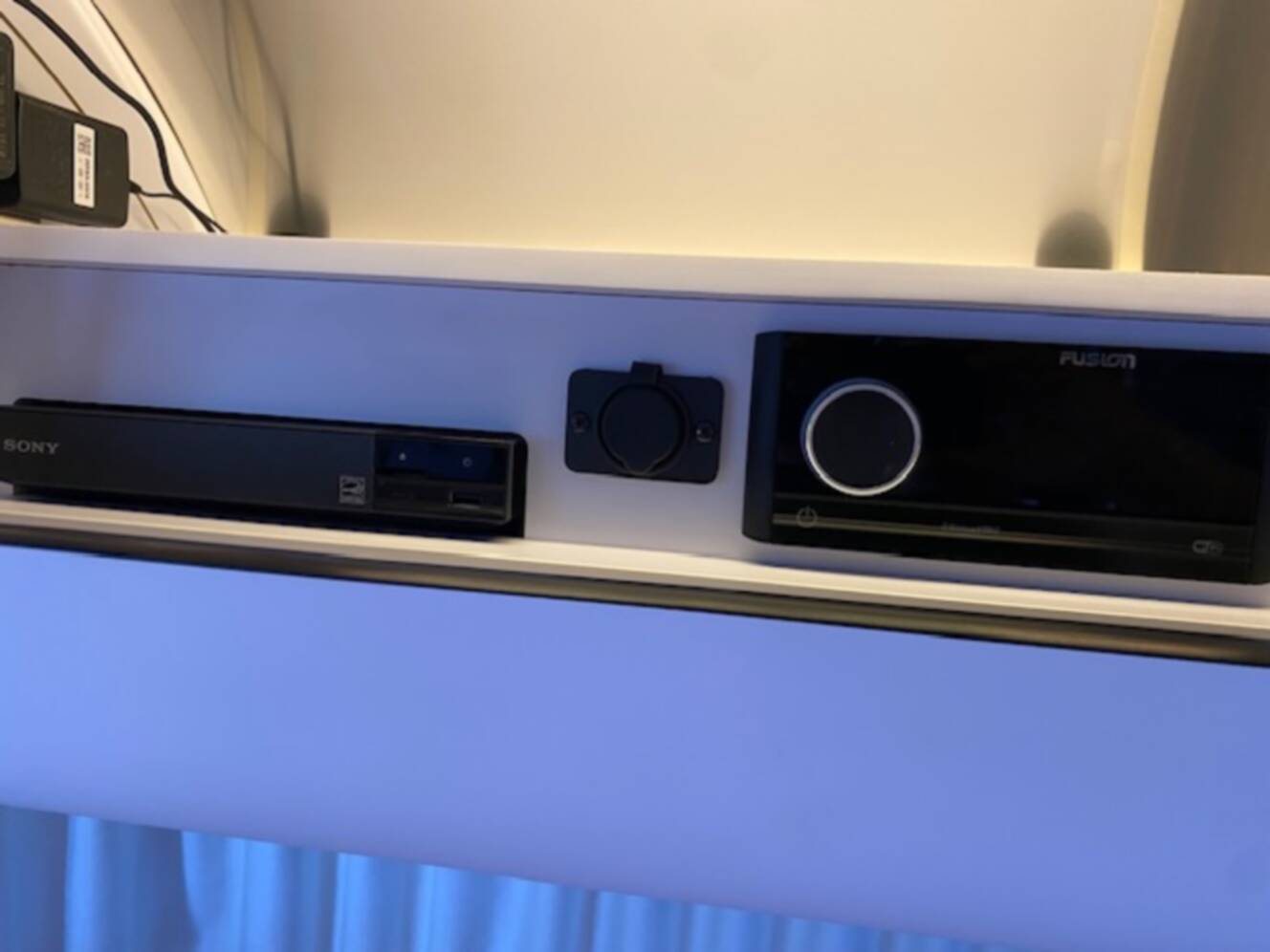 A photo of this 2021 Airstream GLOBETROTTER 27FB TWIN