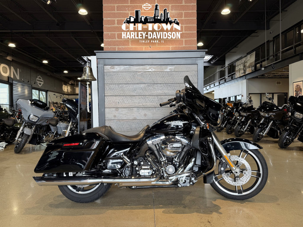 2015 Harley-Davidson FLHX - Street Glide FLHX in Tinley Parl, IL