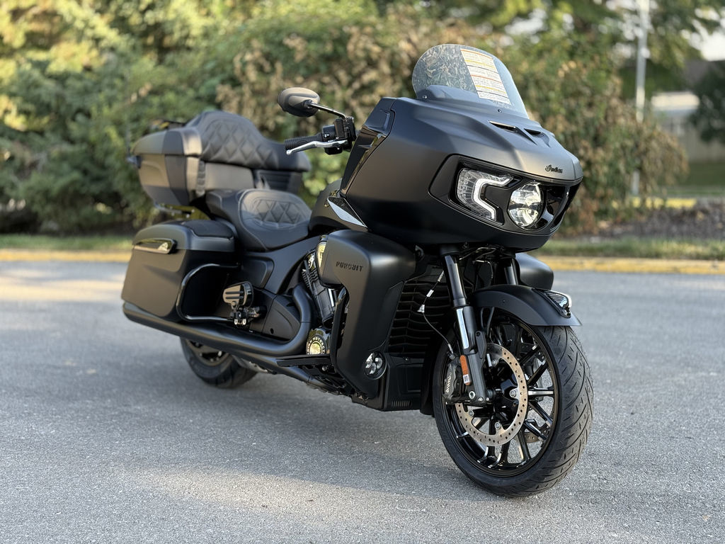 2026 Indian Pursuit Dark Horse 112 W/ Powerband Audio Black DARK HORSE WITH POWERBAND AUDIO PACKAGE in Olathe, KS