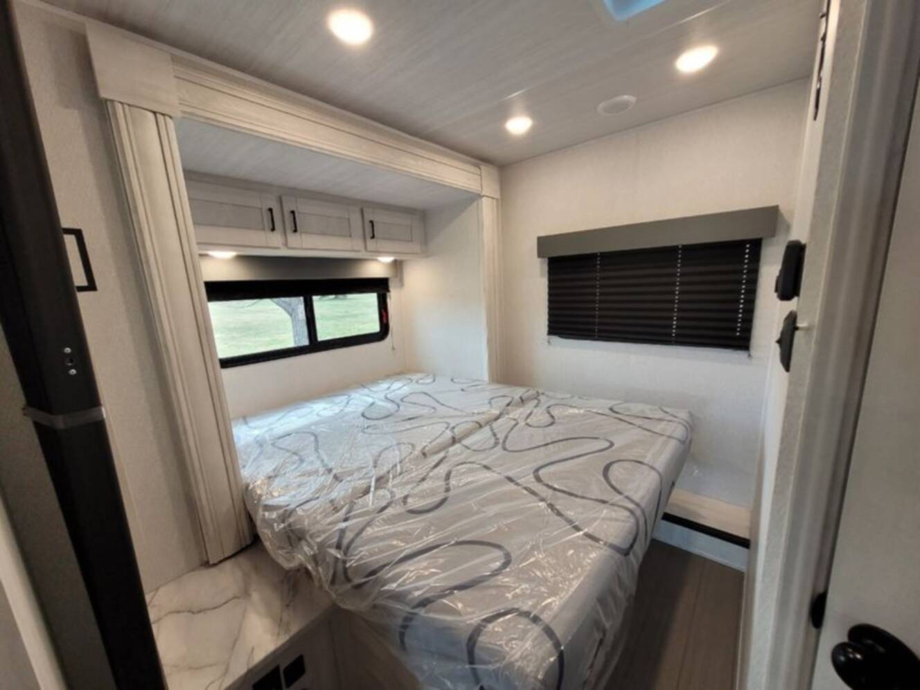 A photo of this 2025 Forest River East to West Entrada 2600DS