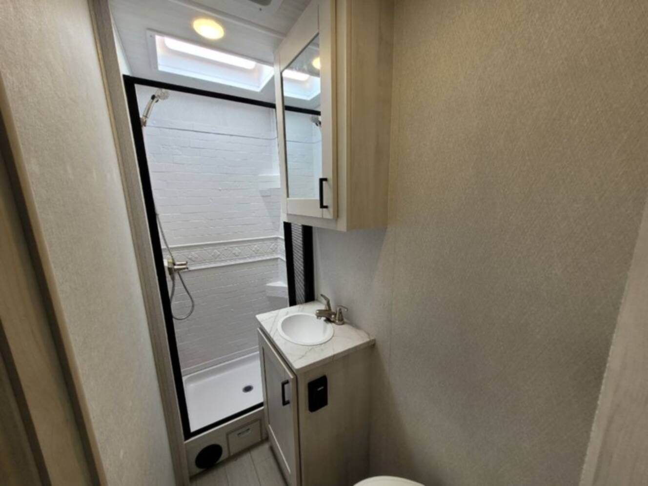 A photo of this 2025 Forest River East to West Entrada 2600DS