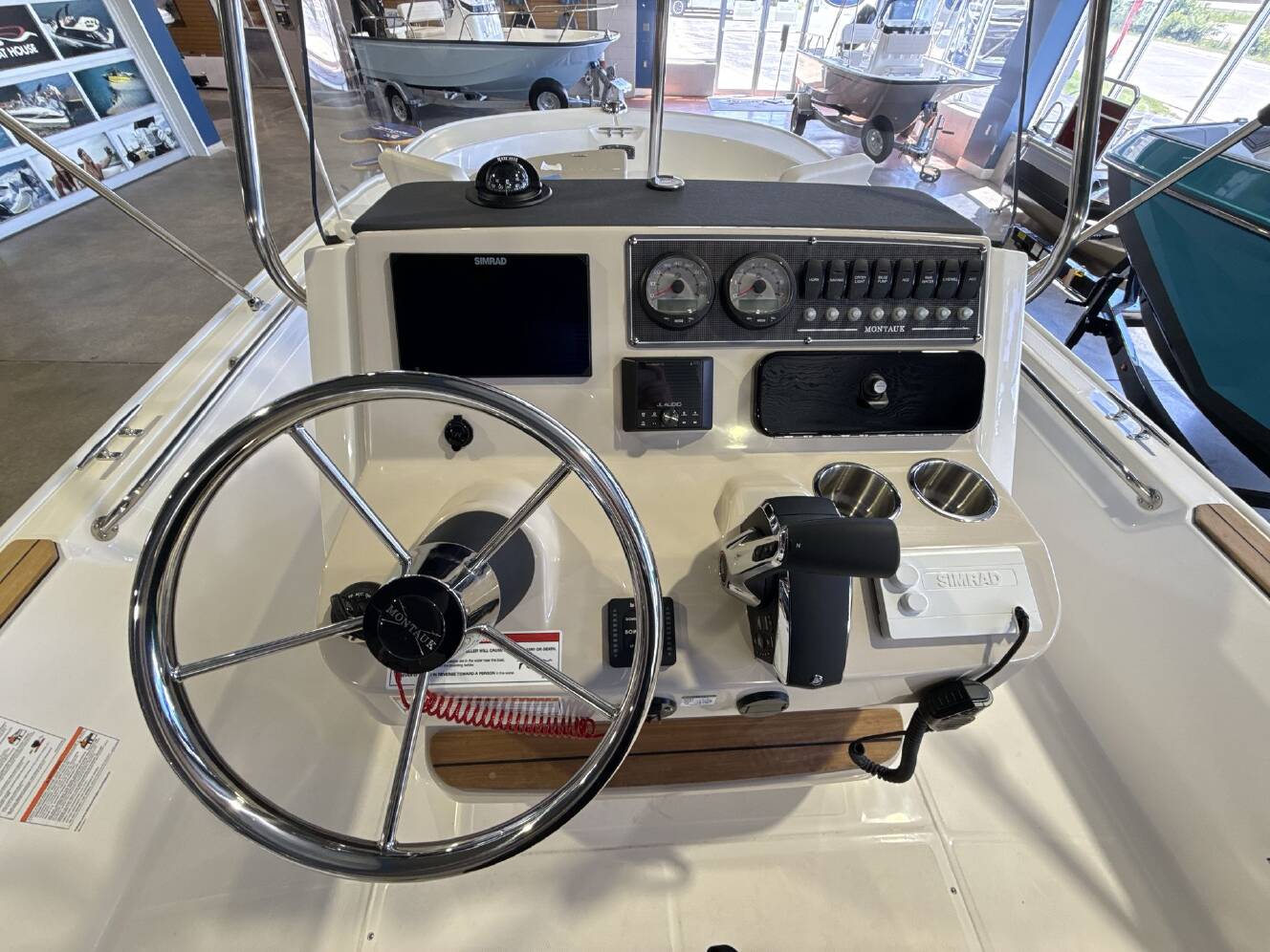 A photo of this 2026 Boston Whaler 210 Montauk