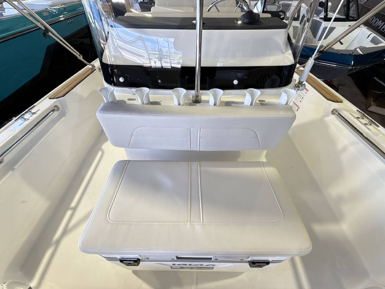 A photo of this 2026 Boston Whaler 210 Montauk