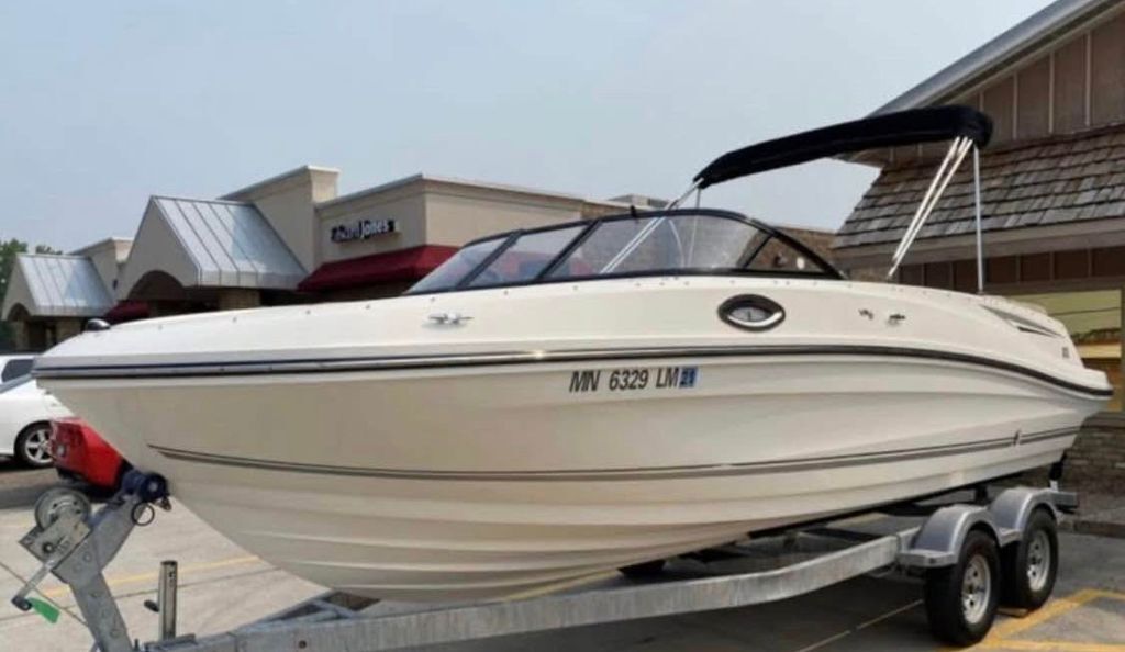 2017 Bayliner 22 VR6 OUTBOARD in galena OH