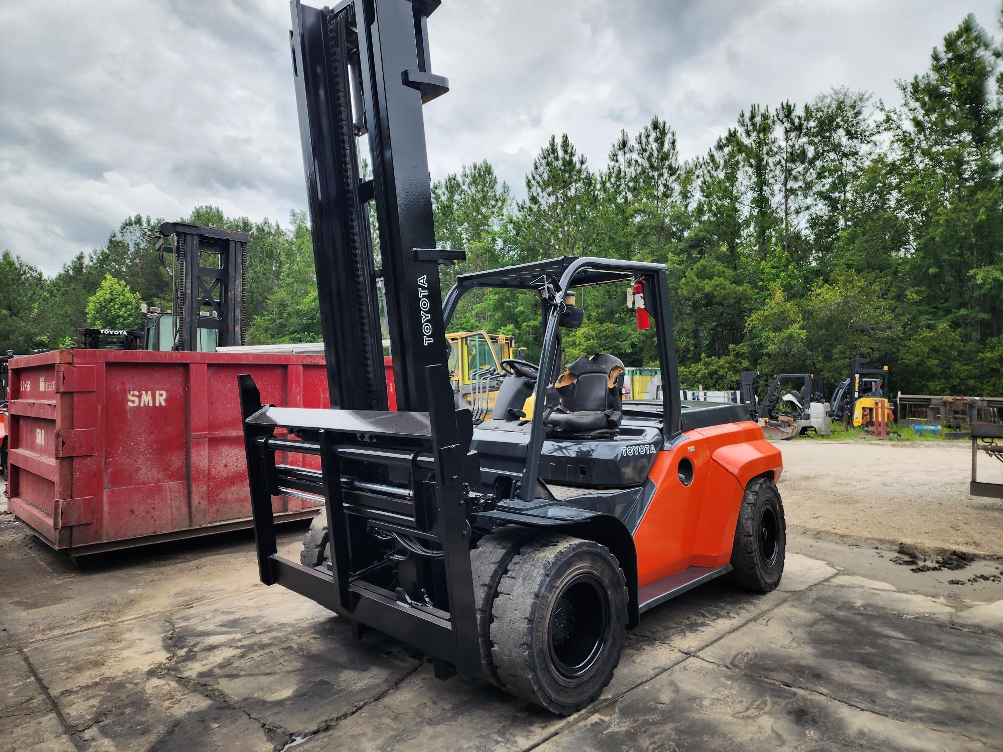 2016 Toyota Industrial Equipment Mfg. 8FD80U in Bristol, PA