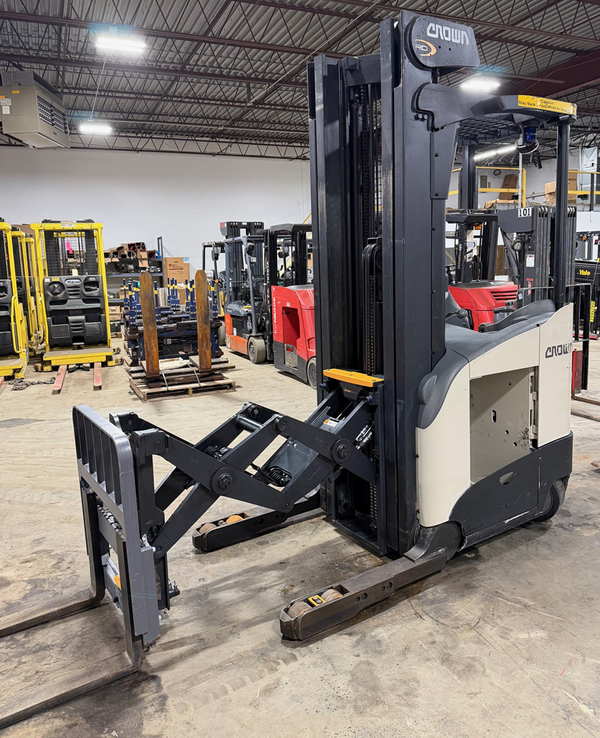 2018 Crown Equipment RD5725-32 in Bristol, PA