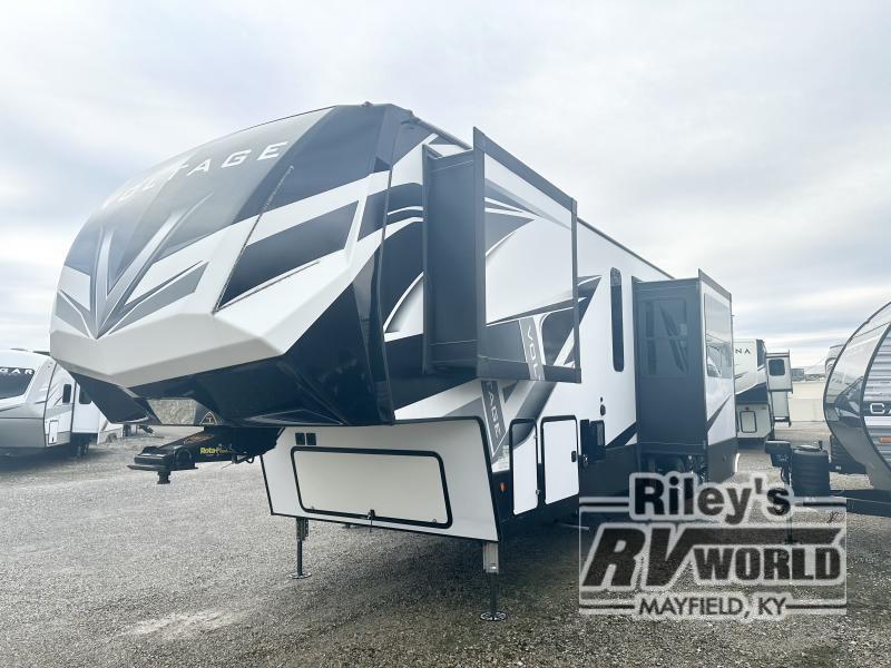 2020 Dutchmen Rv Voltage 4175 in mayfield KY